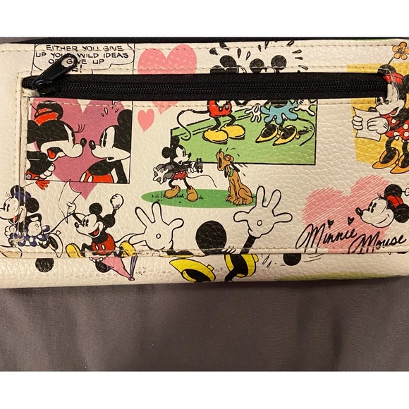 NWOT  Minnie Mouse Credit Card Wallet - Picture 2 of 4